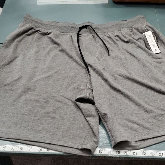 men's 3X RBX gray‎ shorts.  Active wear. NWT Style # CRM5000X. Pockets-Xdri. - Picture 1 of 11